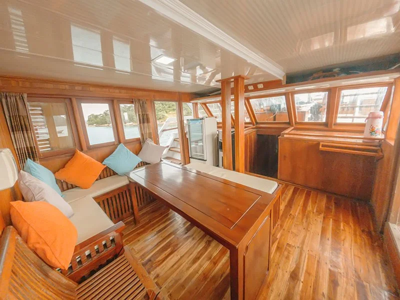 Al Madira Semi Phinisi - Luxury Phinisi Komodo Charter 2026